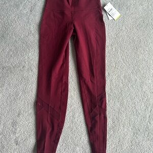 Old Navy Balance Legging